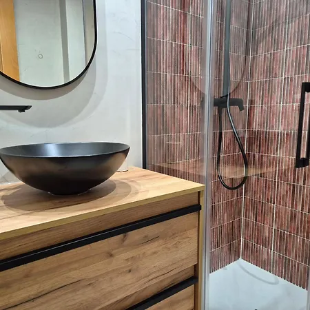 Apartment 651a Siente Centrico Con Garaje By R2r Consulting *