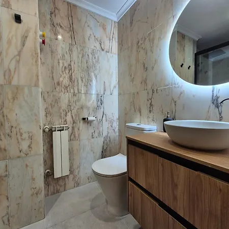 Apartman R2r - Siente Centrico Con Garaje - 651a *