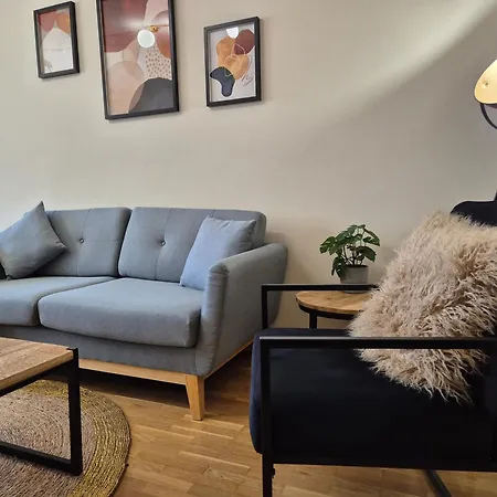 651a Siente Centrico Con Garaje By R2r Consulting Oviédo