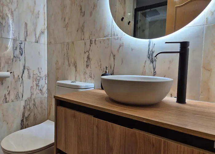 651a Siente Centrico Con Garaje By R2r Consulting *