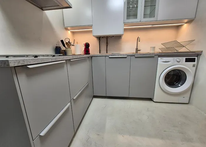 651a Siente Centrico Con Garaje By R2r Consulting * Oviedo