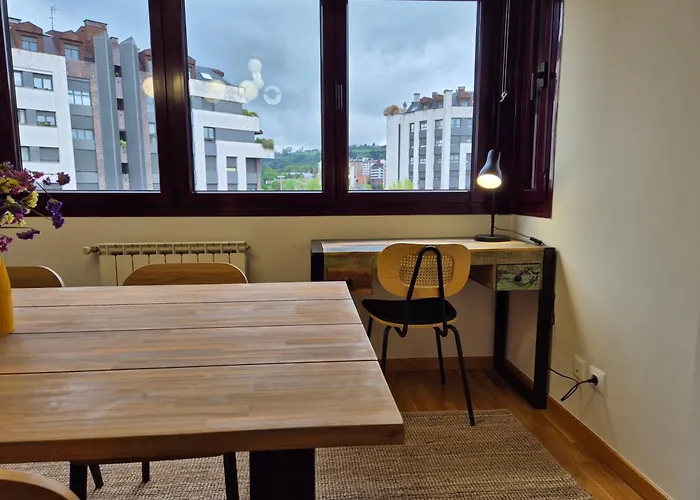 651a Siente Centrico Con Garaje By R2r Consulting *