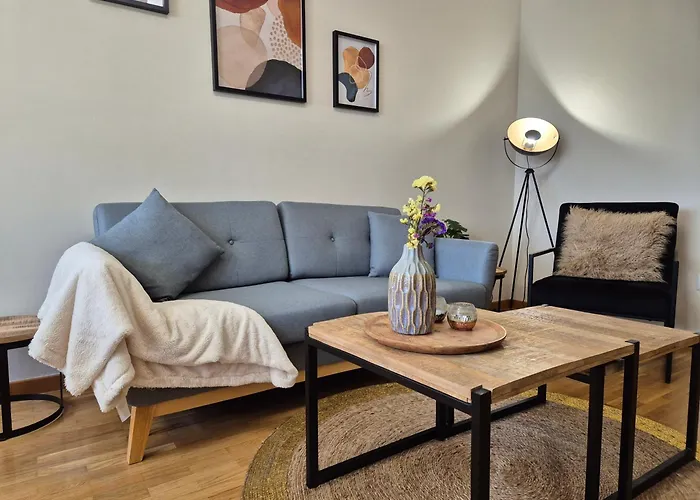 651a Siente Centrico Con Garaje By R2r Consulting * Oviedo